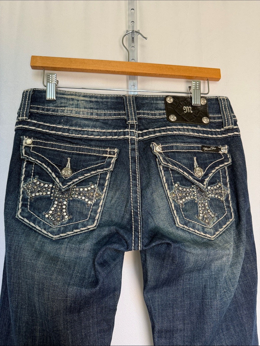 Miss Me Straight Leg Dark Wash Jeans Sz 27 (4) Bling Western Contrast Stitching
